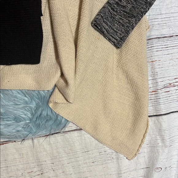 BCBGMAXAZRIA Wool Cashmere Blend Asymmetrical Colorblock Zip Sweater sz XS - Picture 5 of 8